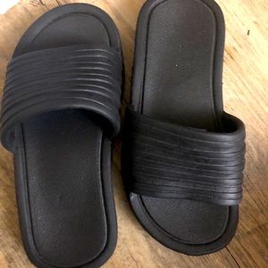 Boy slippers